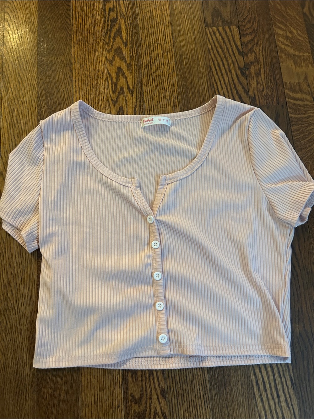 ROMWE Blush Pink Ribbed Button-Front Crop Top